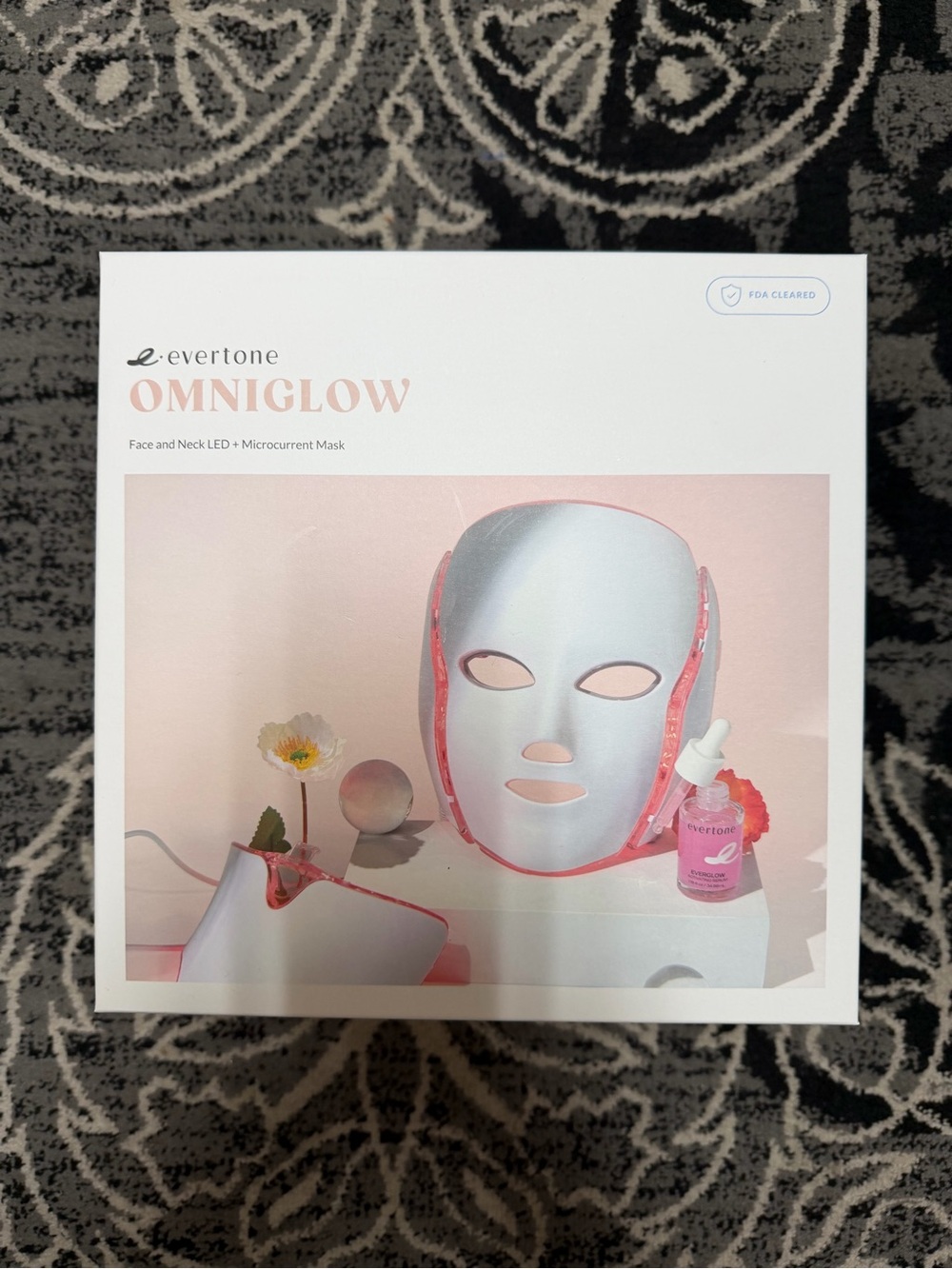 Evertone Omniglow LED Face & Neck Mask — Pink